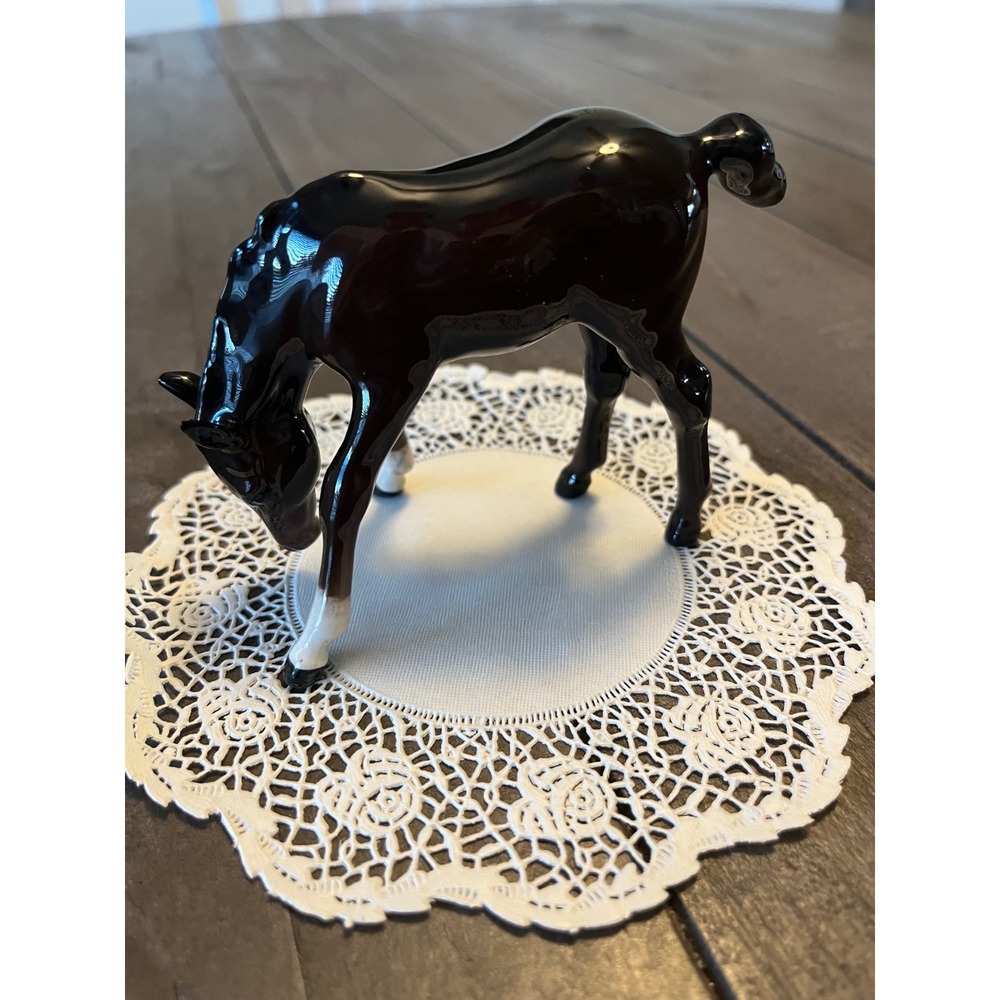 Beswick England Ceramic Foal Figurine High Gloss Dark Bay Grazing Colt Filly